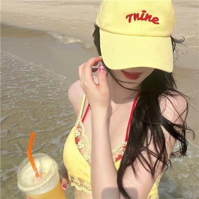 危机密布海报