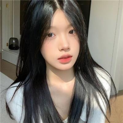 艳阳光海报